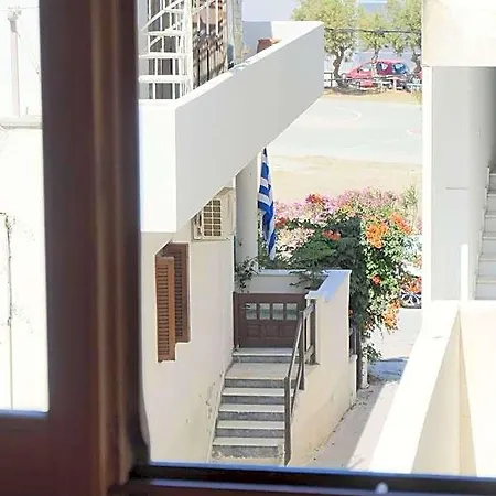 Hotel Central City Apartment Naxos City